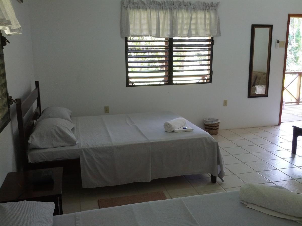 Nature Resort Bermudian Landing Exterior foto
